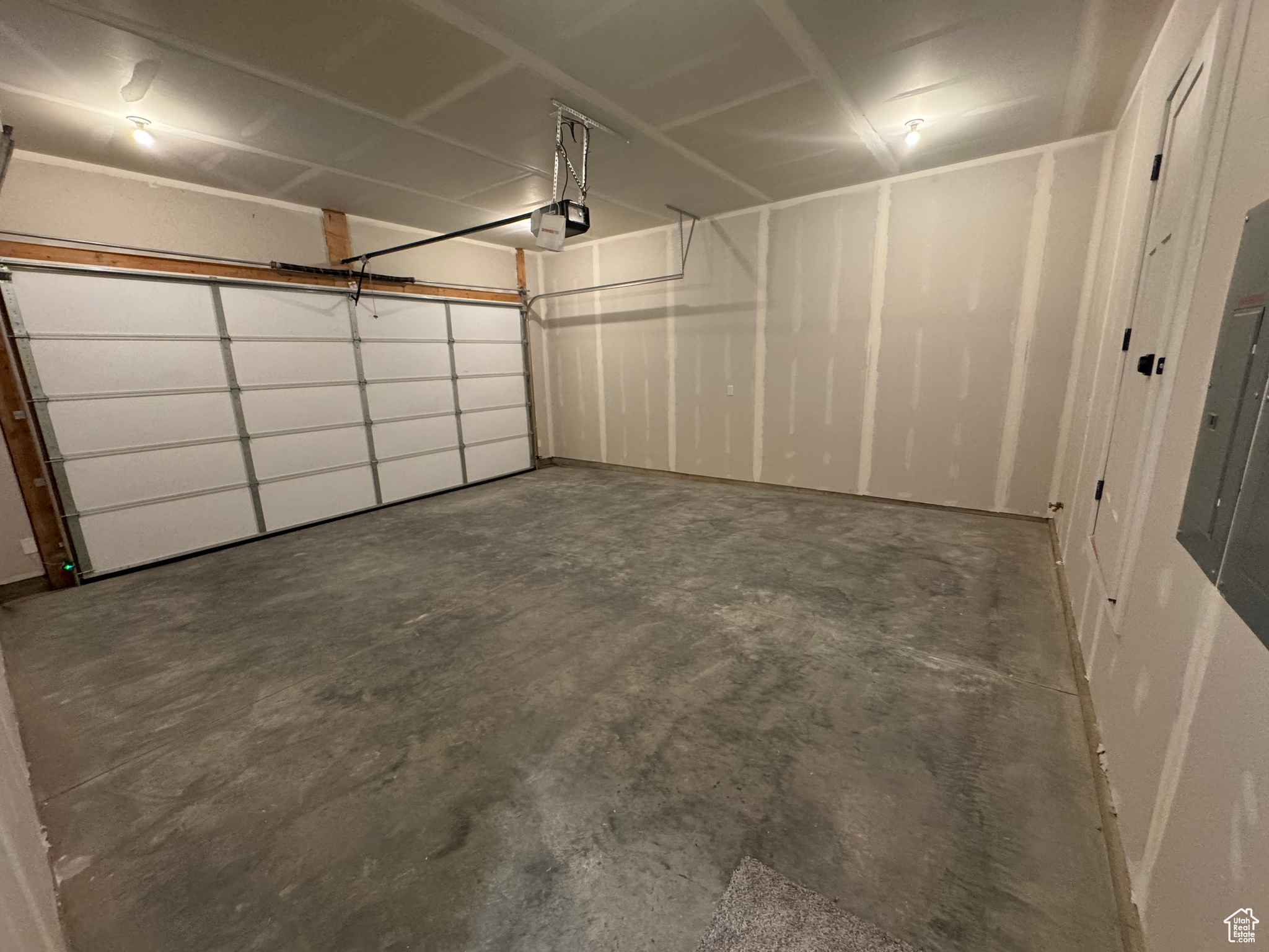 THE MEADOWS - Residential Lease