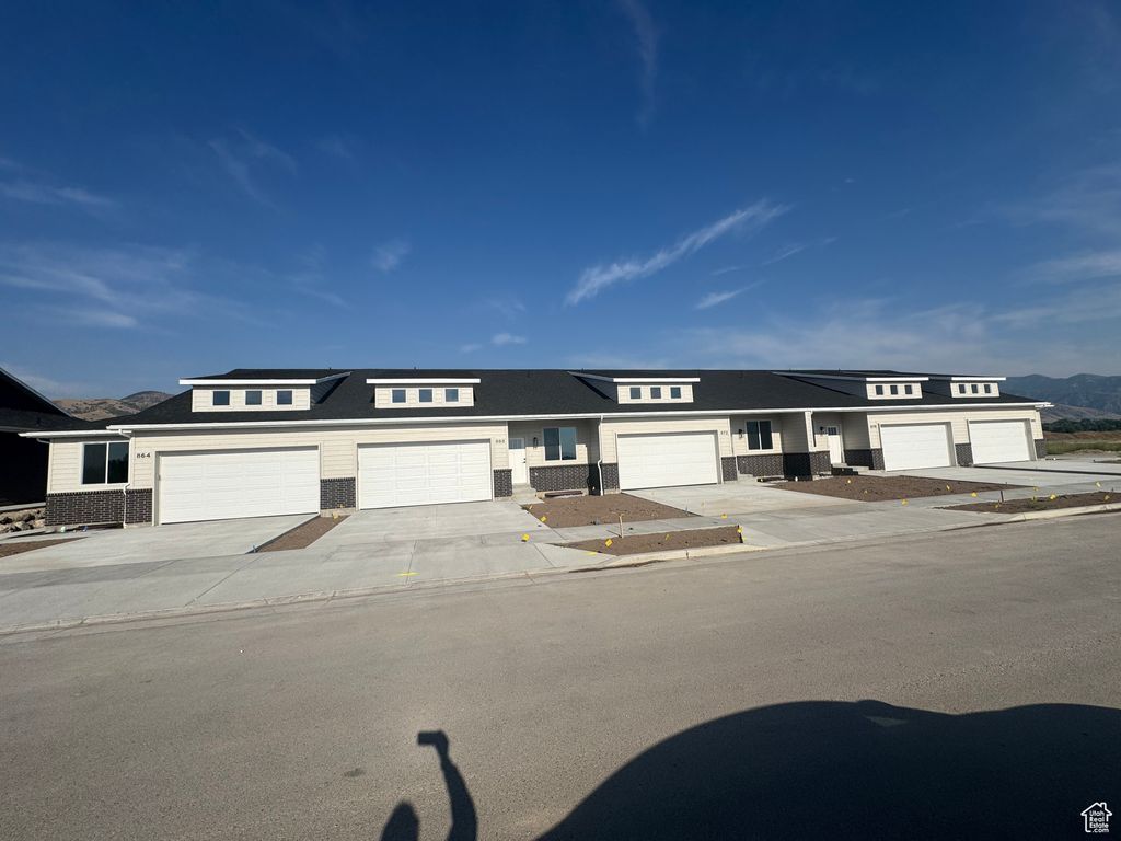 Photo of 868 S 380 E, Smithfield, UT 84335 (MLS # 2106183)