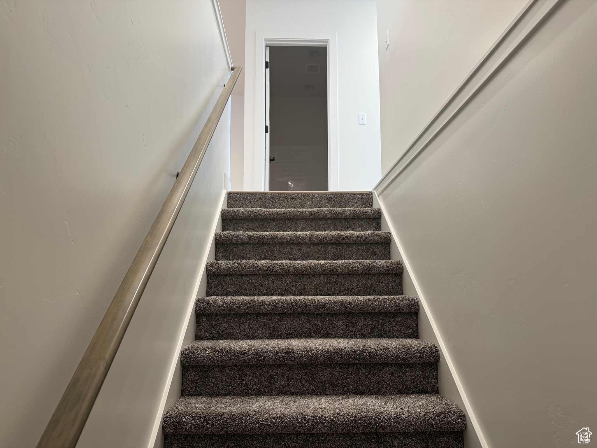 THE MEADOWS - Residential Lease