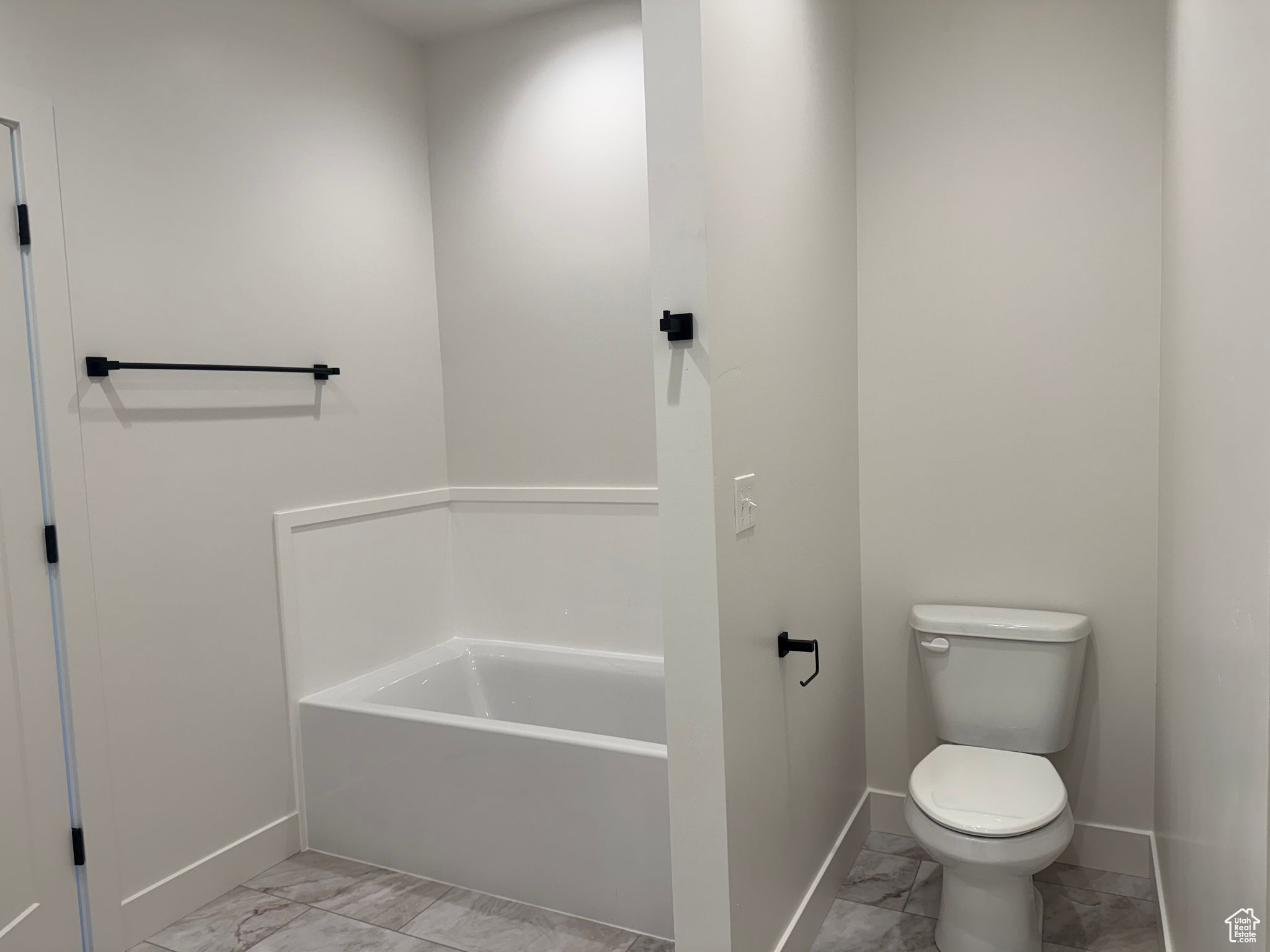 THE MEADOWS - Residential Lease