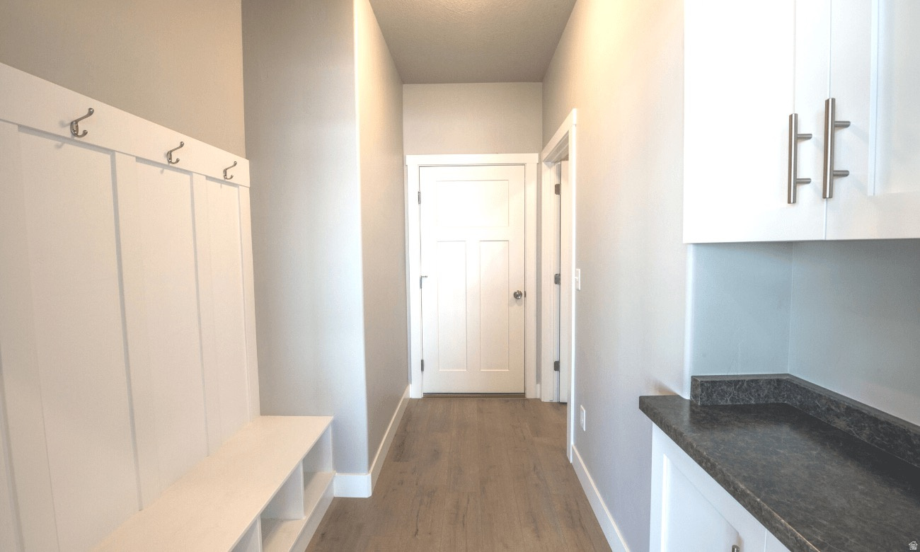 MOUNT STERLING FARMS - Residential