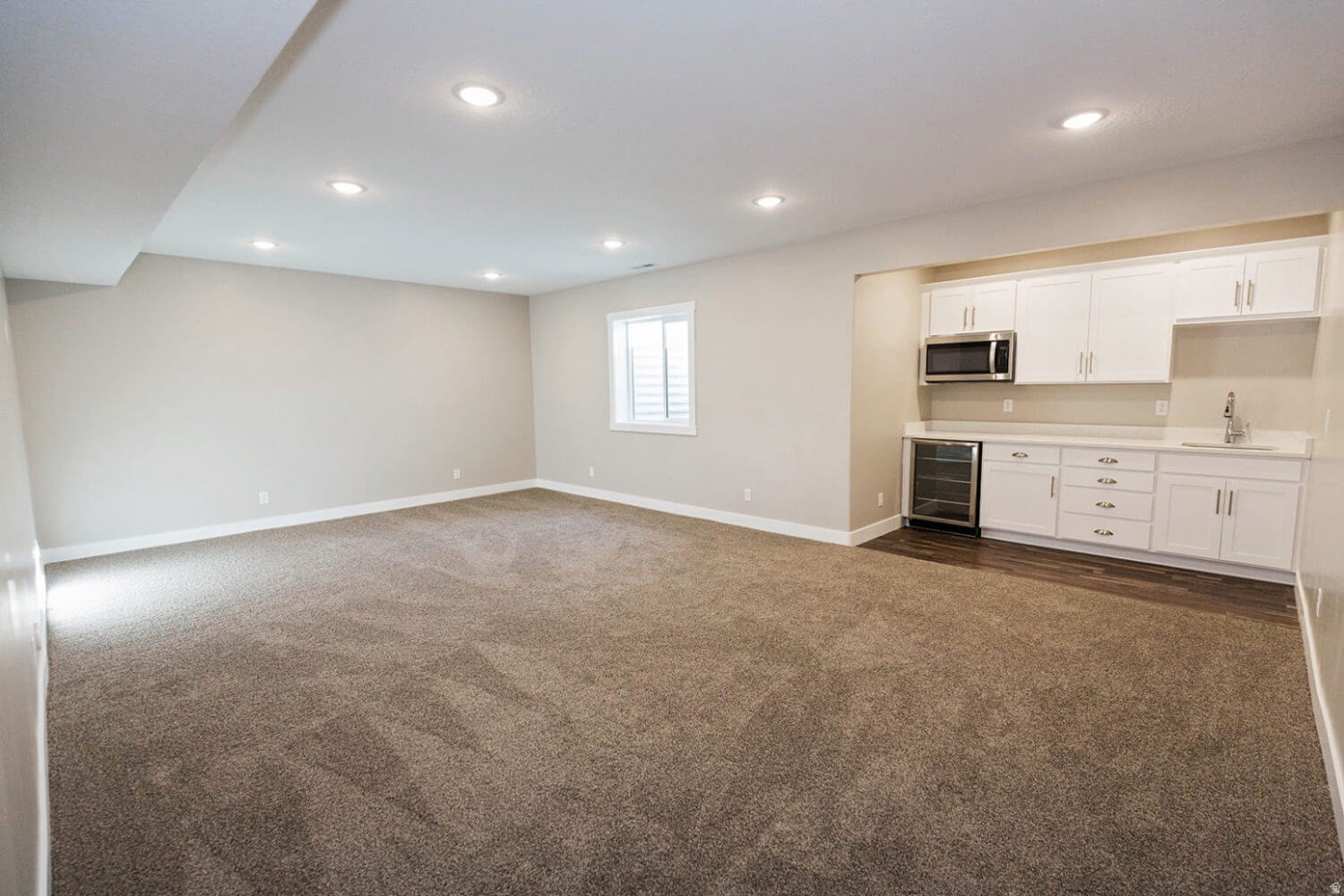 MOUNT STERLING FARMS - Residential