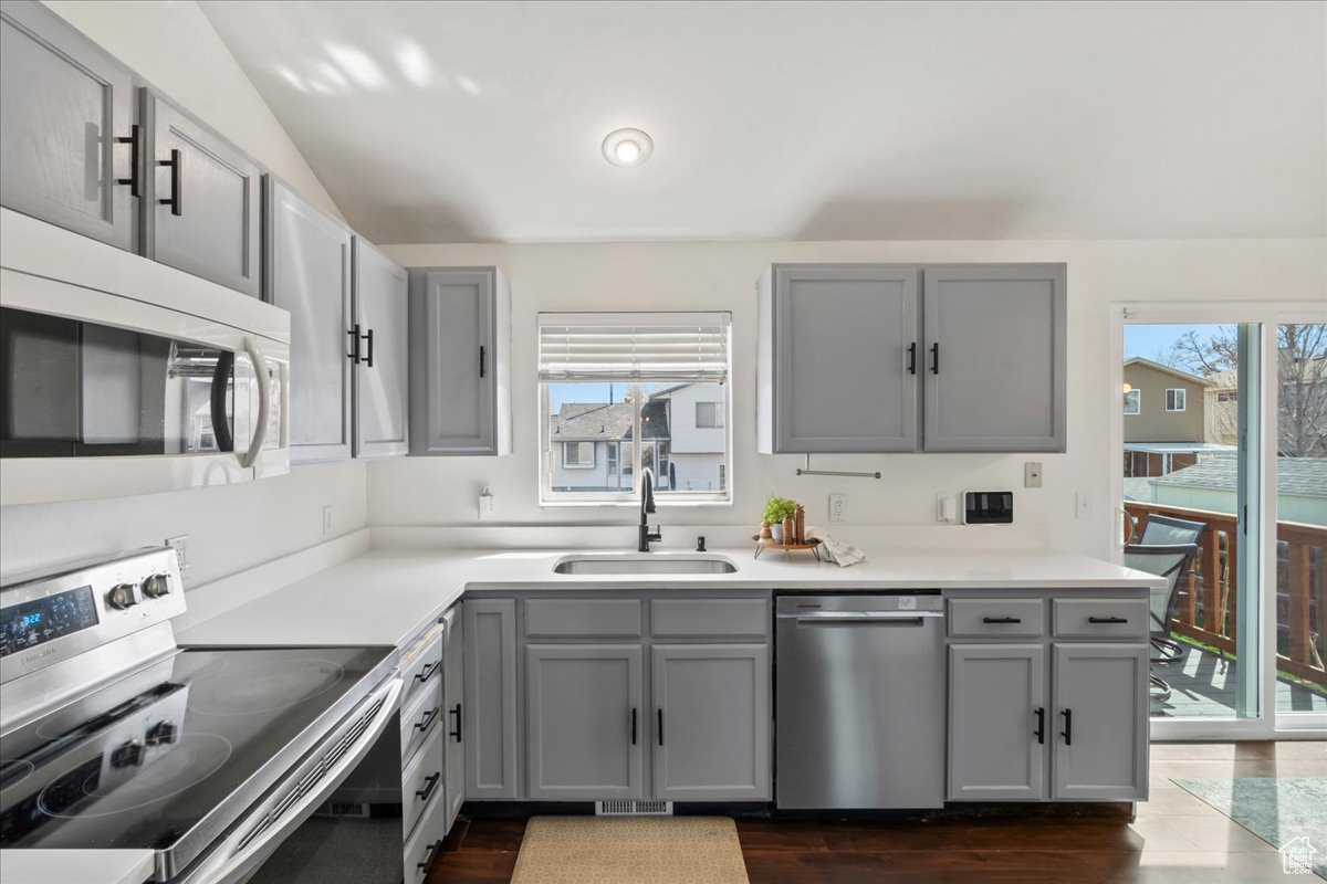 5699 W Sunview Dr, Salt Lake City, Utah image 8