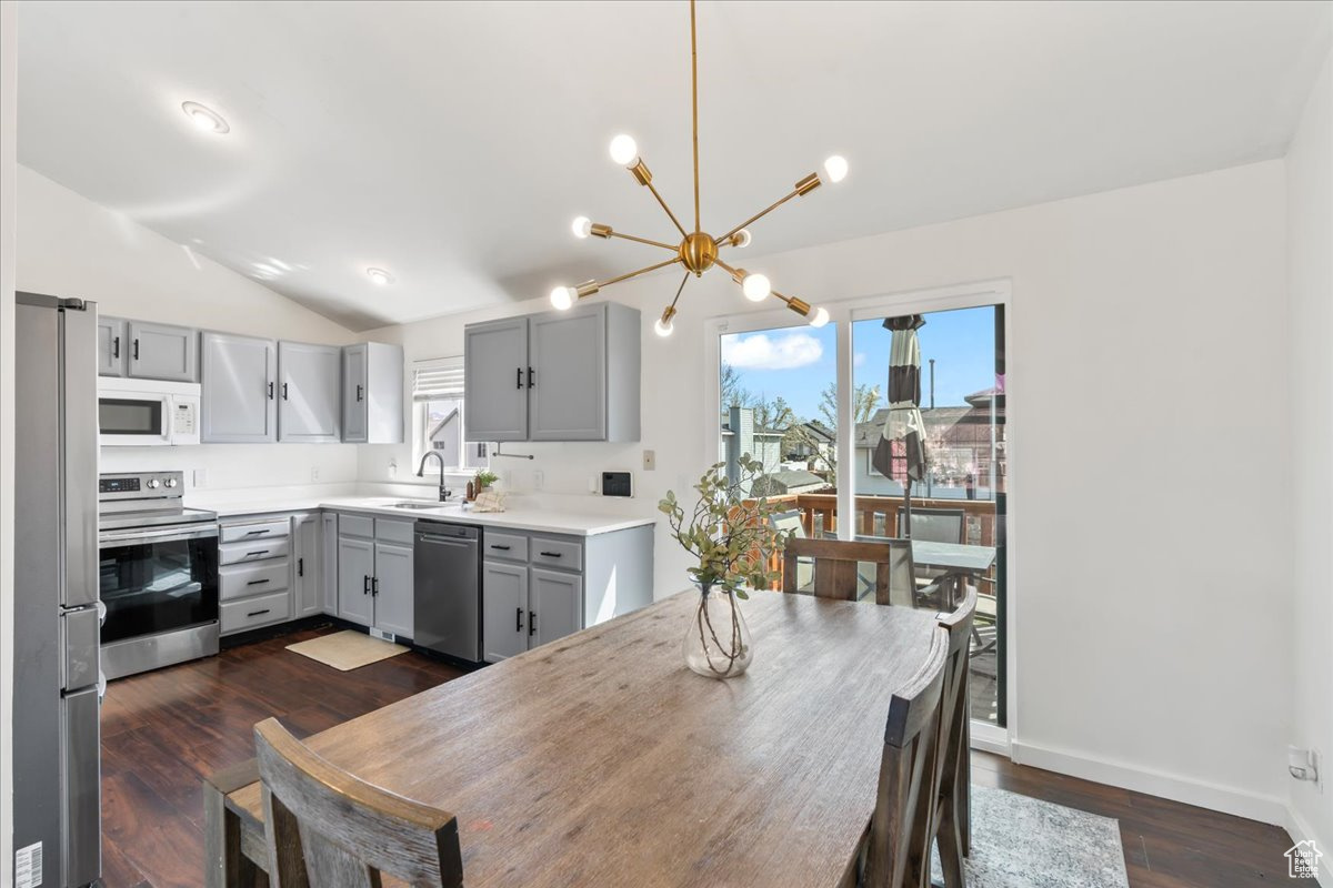 5699 W Sunview Dr, Salt Lake City, Utah image 9