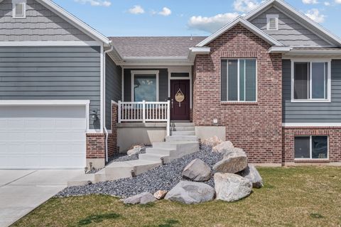 Tiny photo for 4352 S 3600 W, West Haven, UT 84401 (MLS # 2155378)