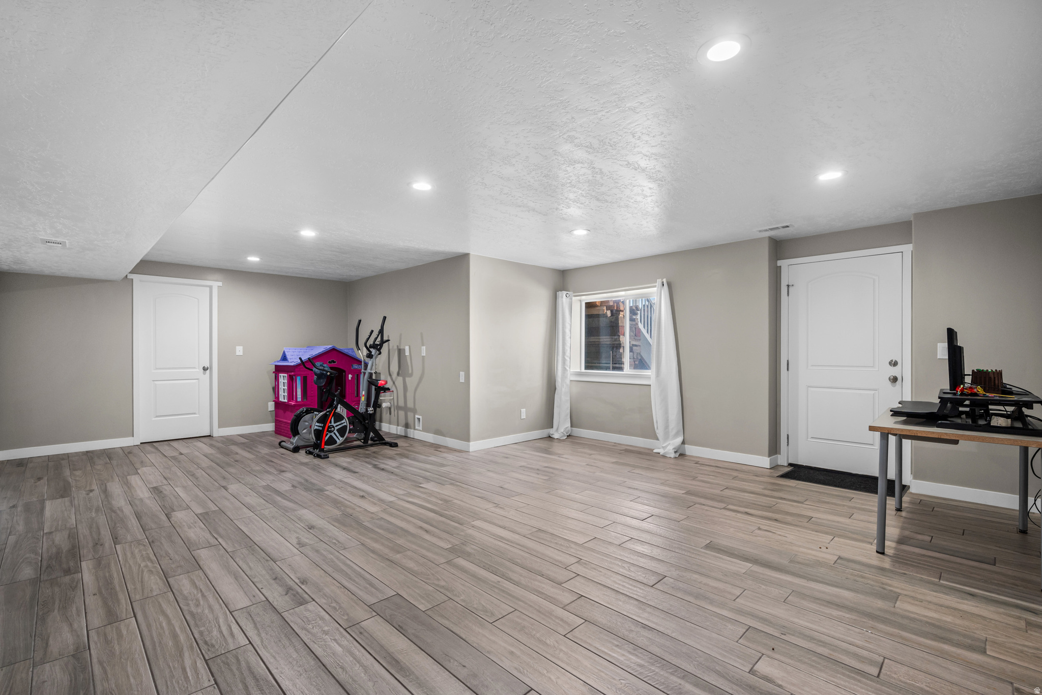 THE GROVE AT GREEN FARM - Residential