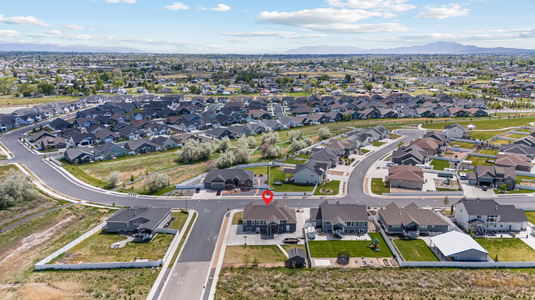 THE GROVE AT GREEN FARM - Residential