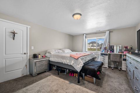 Tiny photo for 4352 S 3600 W, West Haven, UT 84401 (MLS # 2155378)
