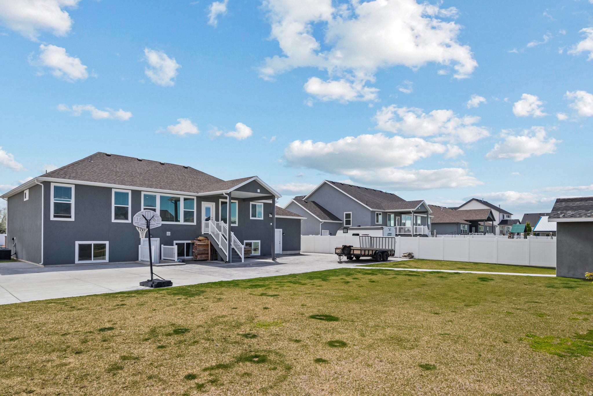 THE GROVE AT GREEN FARM - Residential