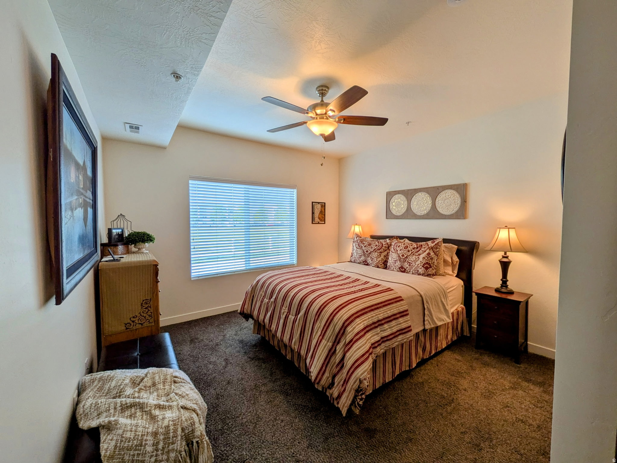 EASTON PARK - Residential Income