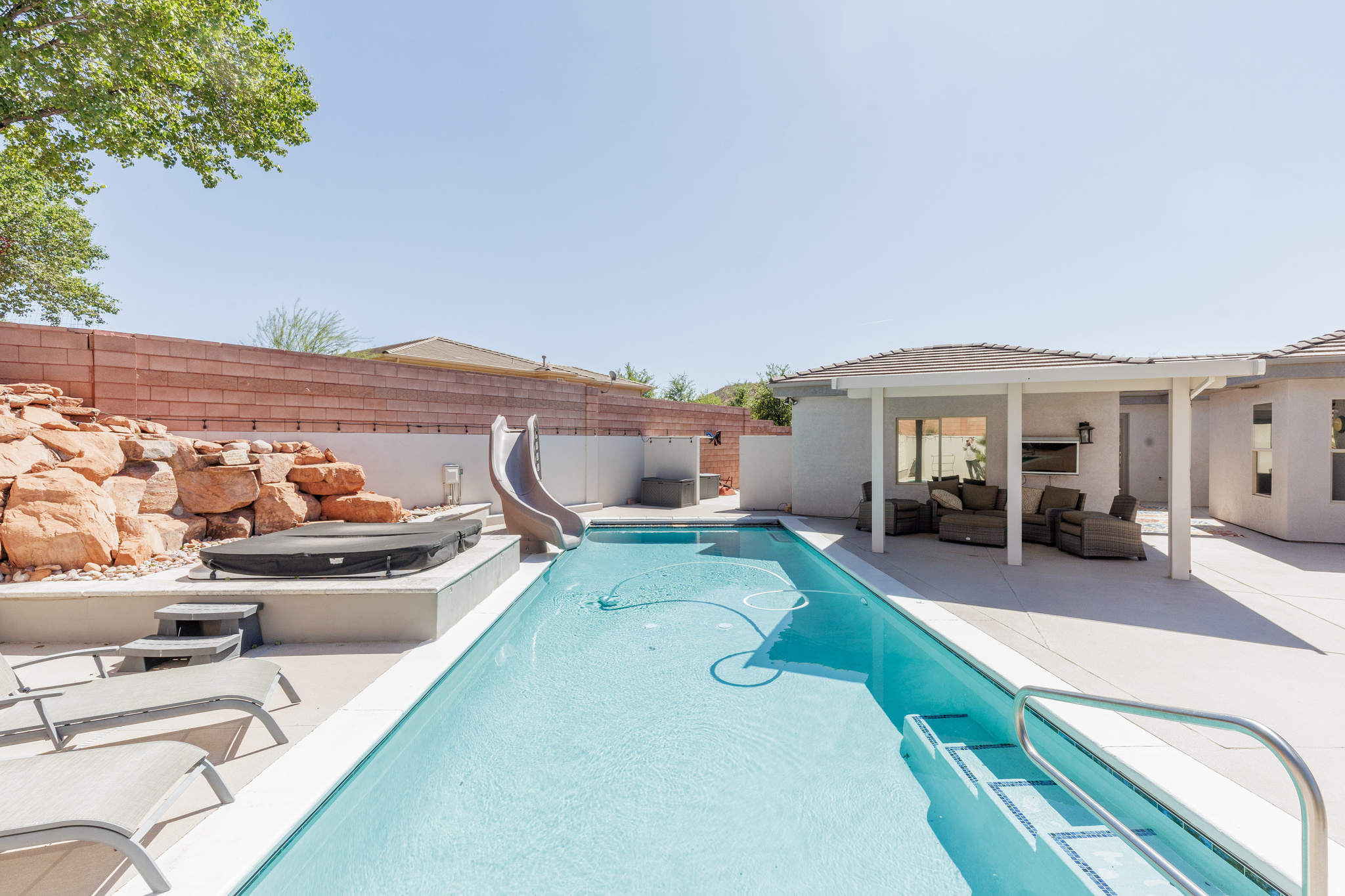 CORAL CANYON - Residential