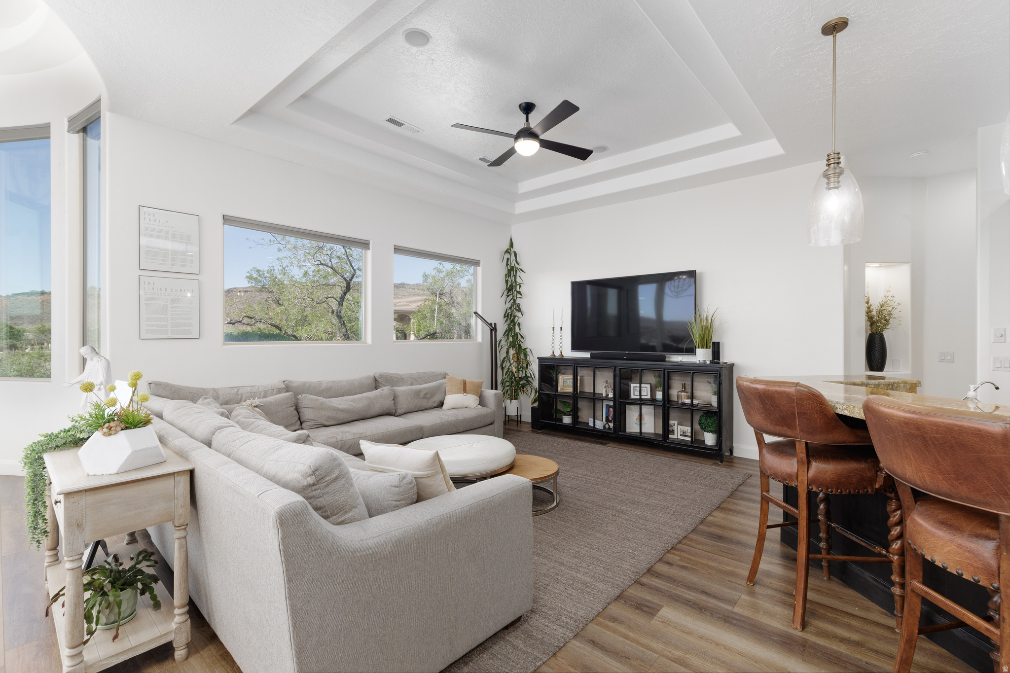 CORAL CANYON - Residential