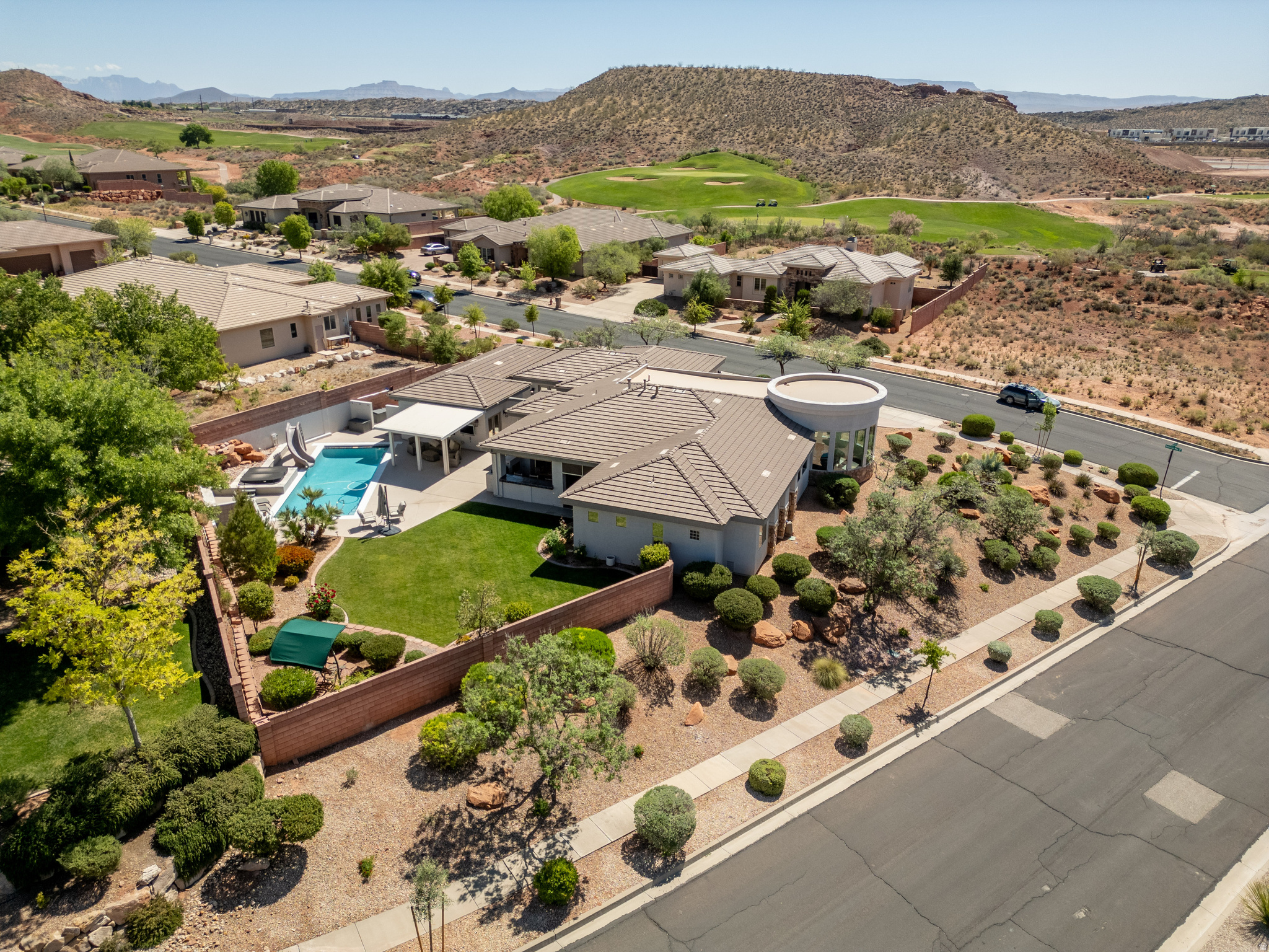 CORAL CANYON - Residential