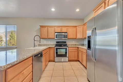 Tiny photo for 14981 S EAGLE CREST DR E, Draper (UT Cnty), UT 84020 (MLS # 2113629)