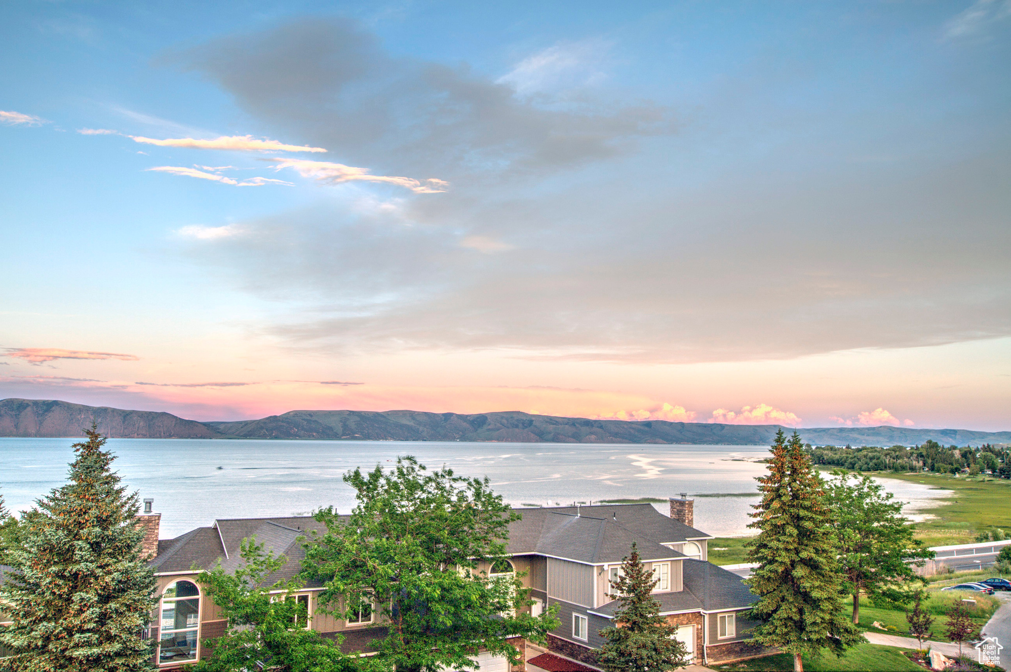 HARBORVIEW TOWNHOMES - Residential