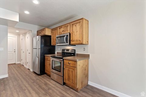 Tiny photo for 772 N CRIMSON CT, Kaysville, UT 84037 (MLS # 2115228)