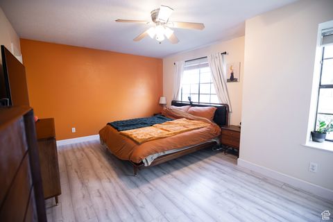 Tiny photo for 2204 E COUNTRY VIEW LN S, Cottonwood Heights, UT 84121 (MLS # 2117037)