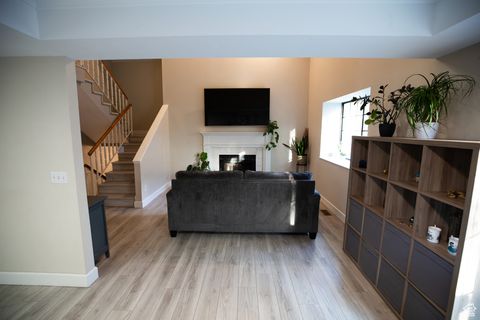 Tiny photo for 2204 E COUNTRY VIEW LN S, Cottonwood Heights, UT 84121 (MLS # 2117037)