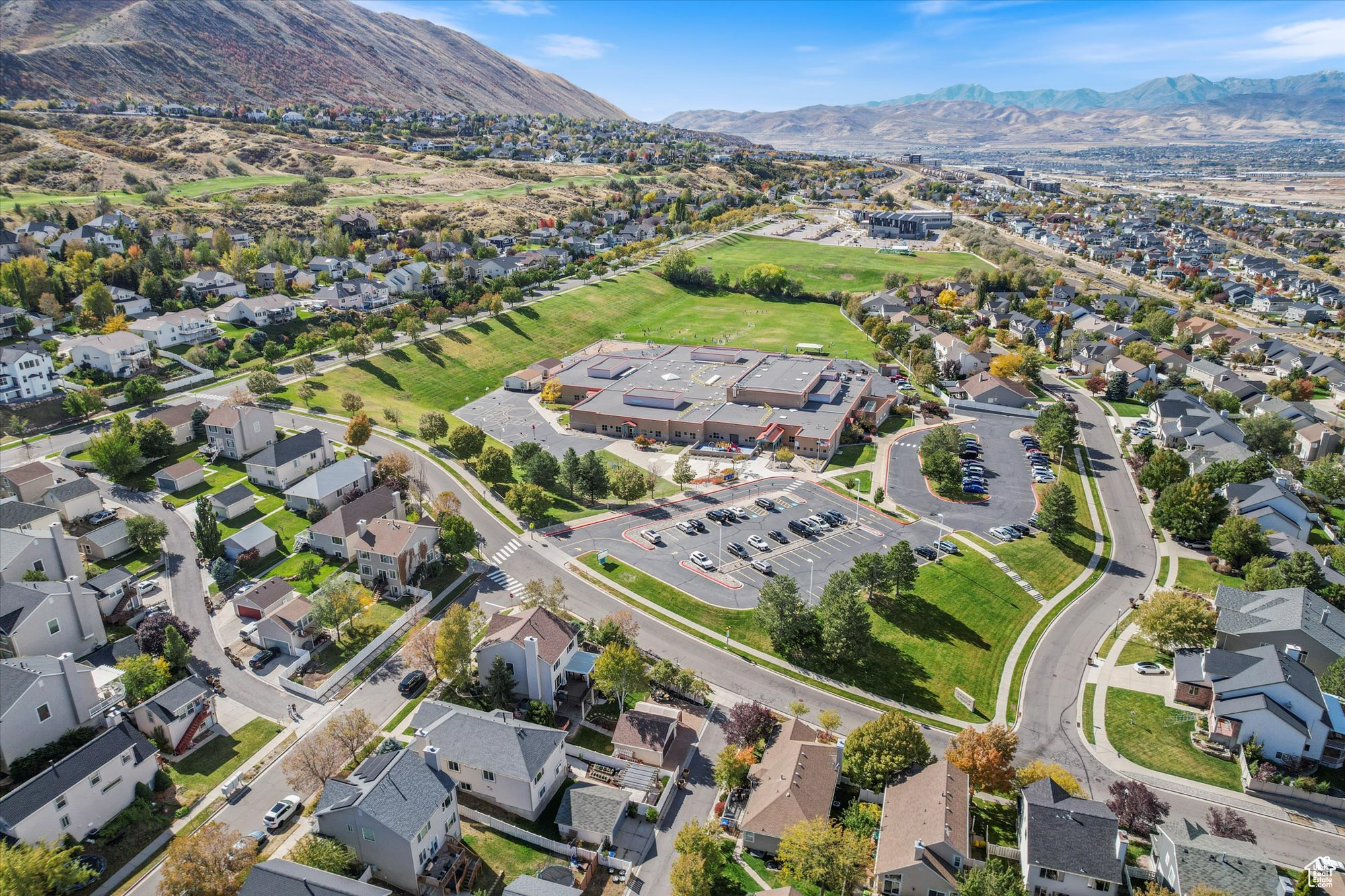 SOUTH MOUNTAIN - Residential