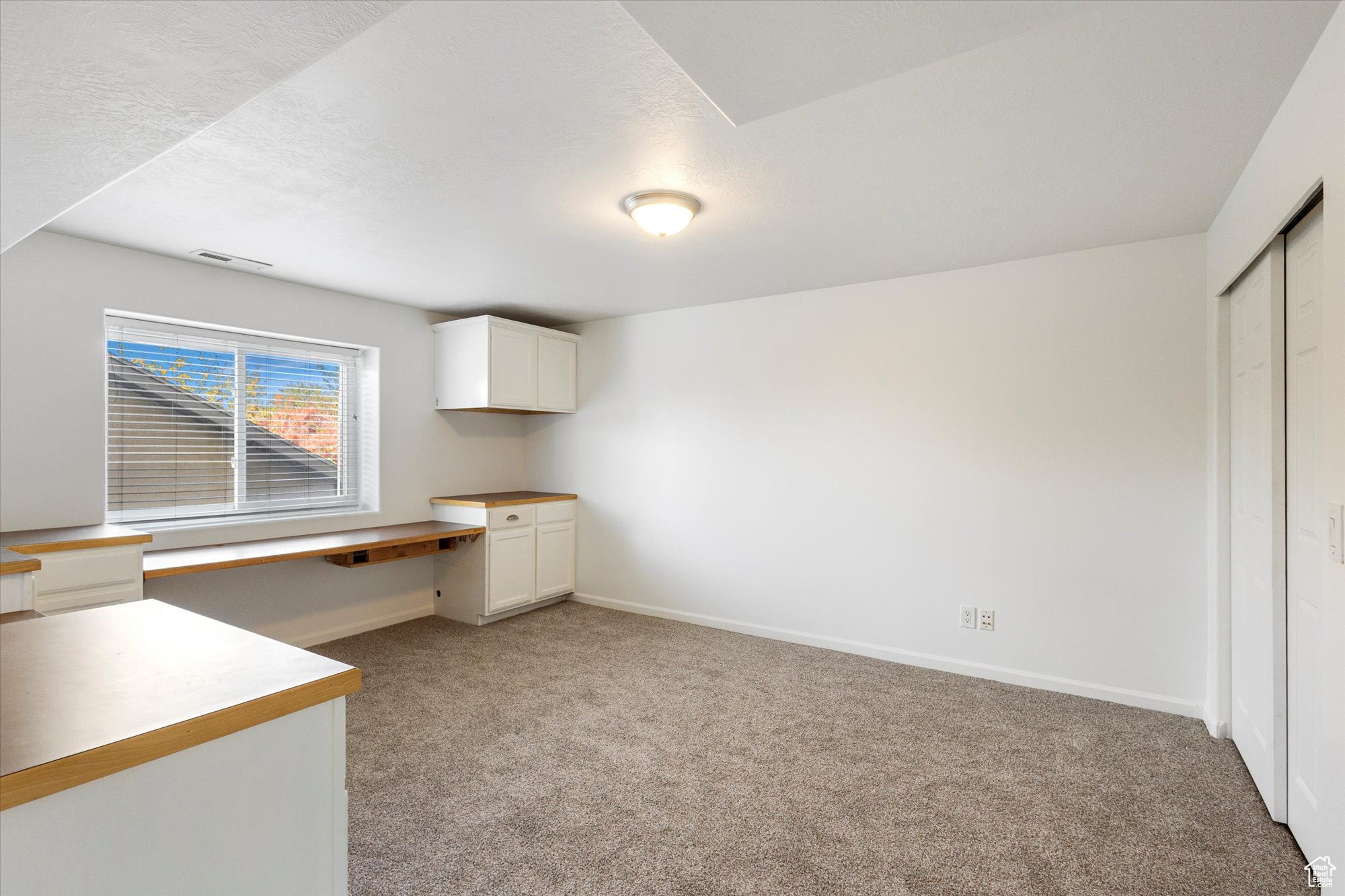 SOUTH MOUNTAIN - Residential