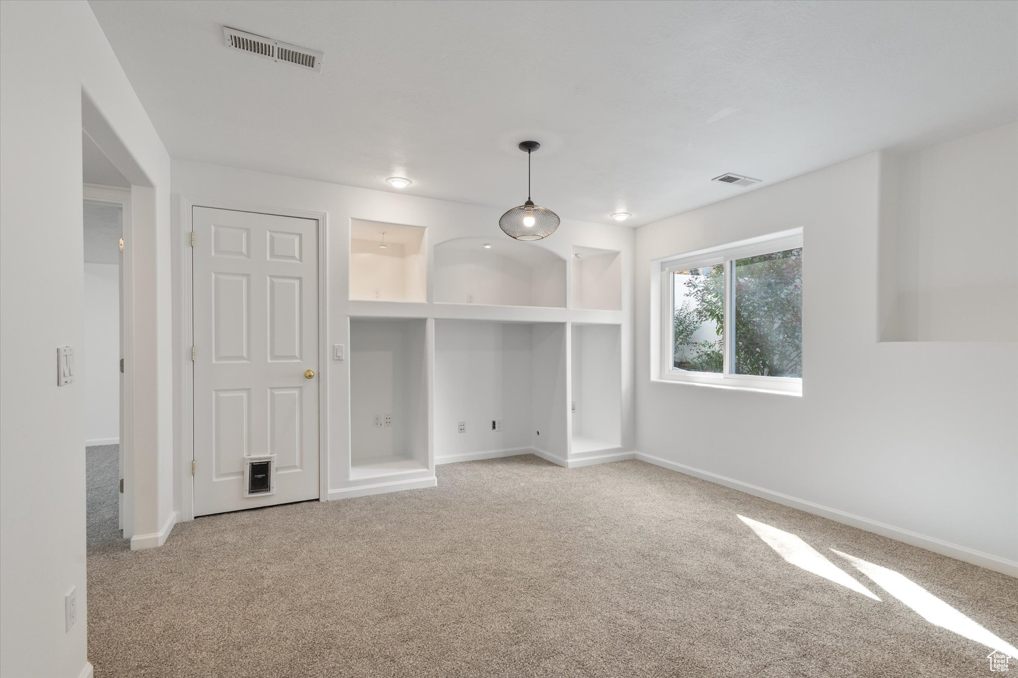 SOUTH MOUNTAIN - Residential