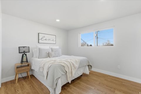 Tiny photo for 291 E 1950 S, Bountiful, UT 84010 (MLS # 2135731)