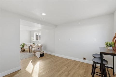 Tiny photo for 291 E 1950 S, Bountiful, UT 84010 (MLS # 2135731)