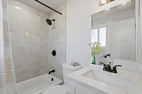 Tiny photo for 291 E 1950 S, Bountiful, UT 84010 (MLS # 2135731)