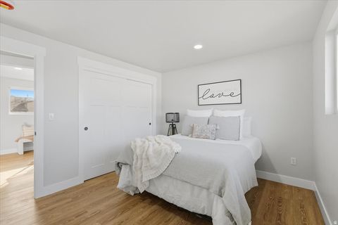 Tiny photo for 291 E 1950 S, Bountiful, UT 84010 (MLS # 2135731)