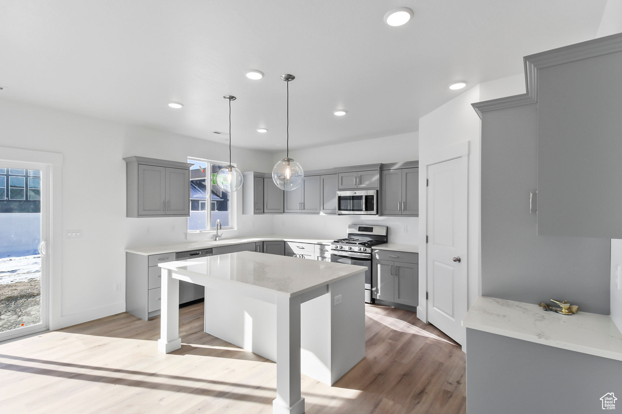 167 N 950 #33, Tremonton, Utah image 3