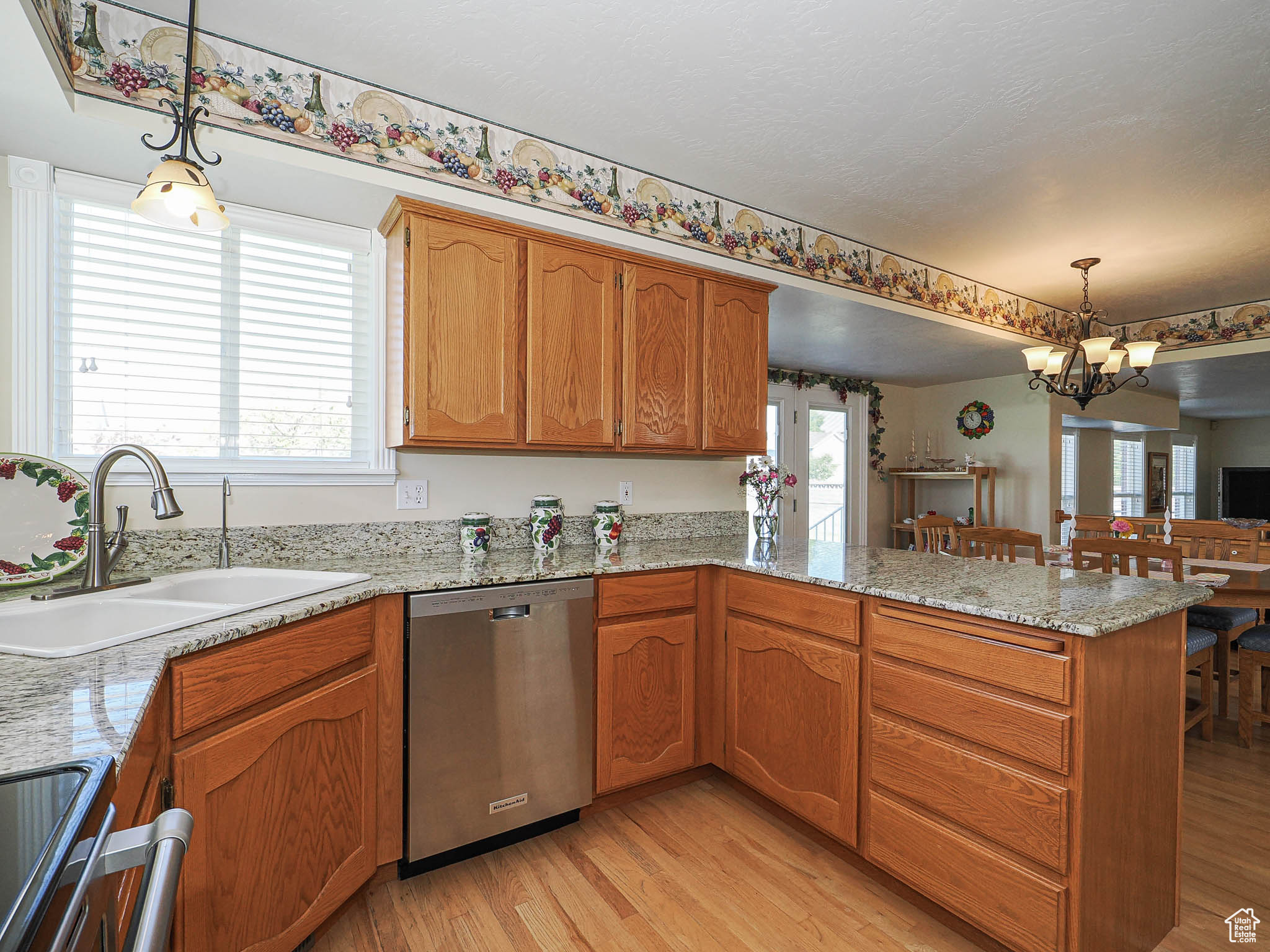 9928 S Eden View Ct, South Jordan, Utah image 18