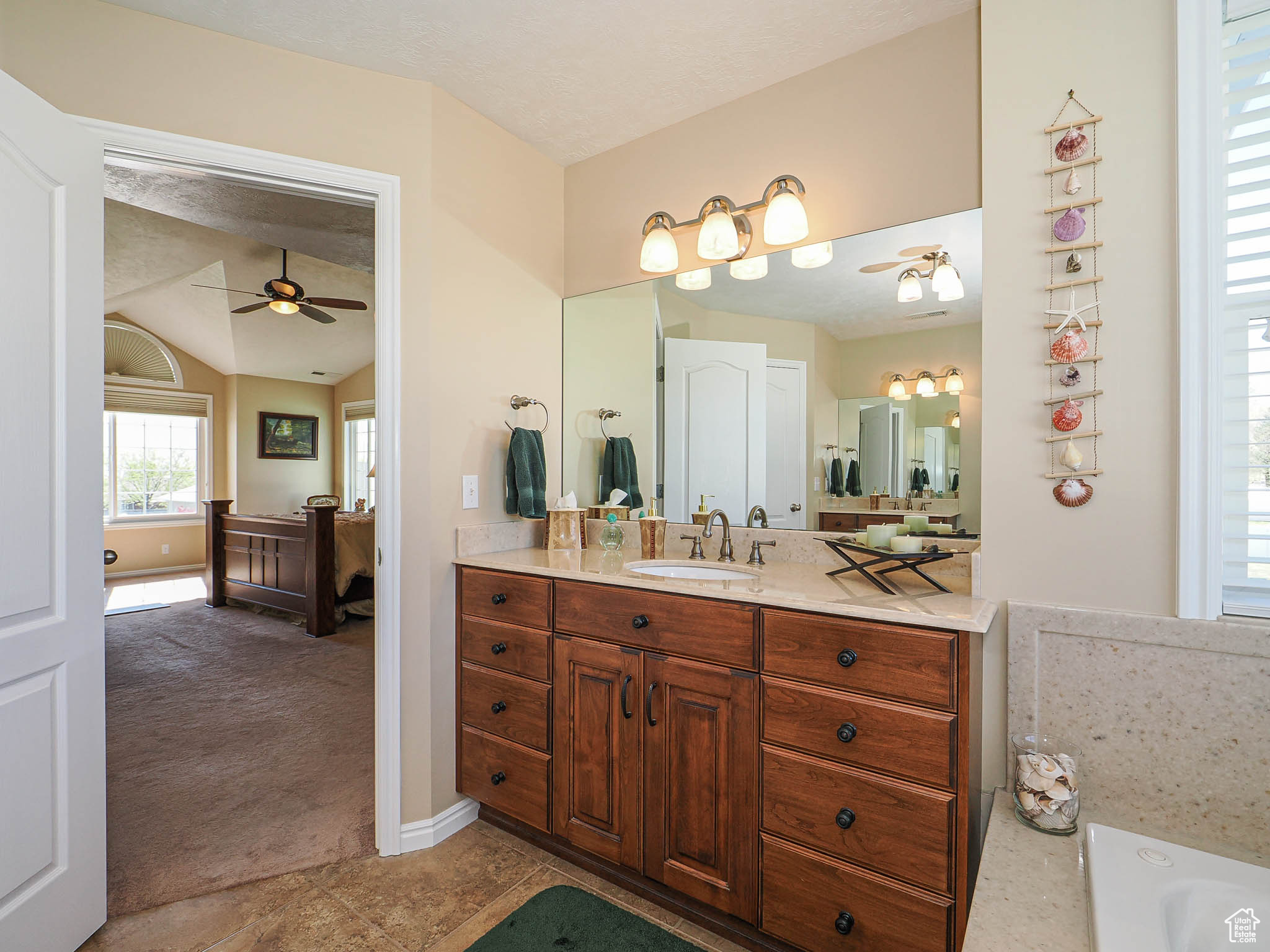 9928 S Eden View Ct, South Jordan, Utah image 31