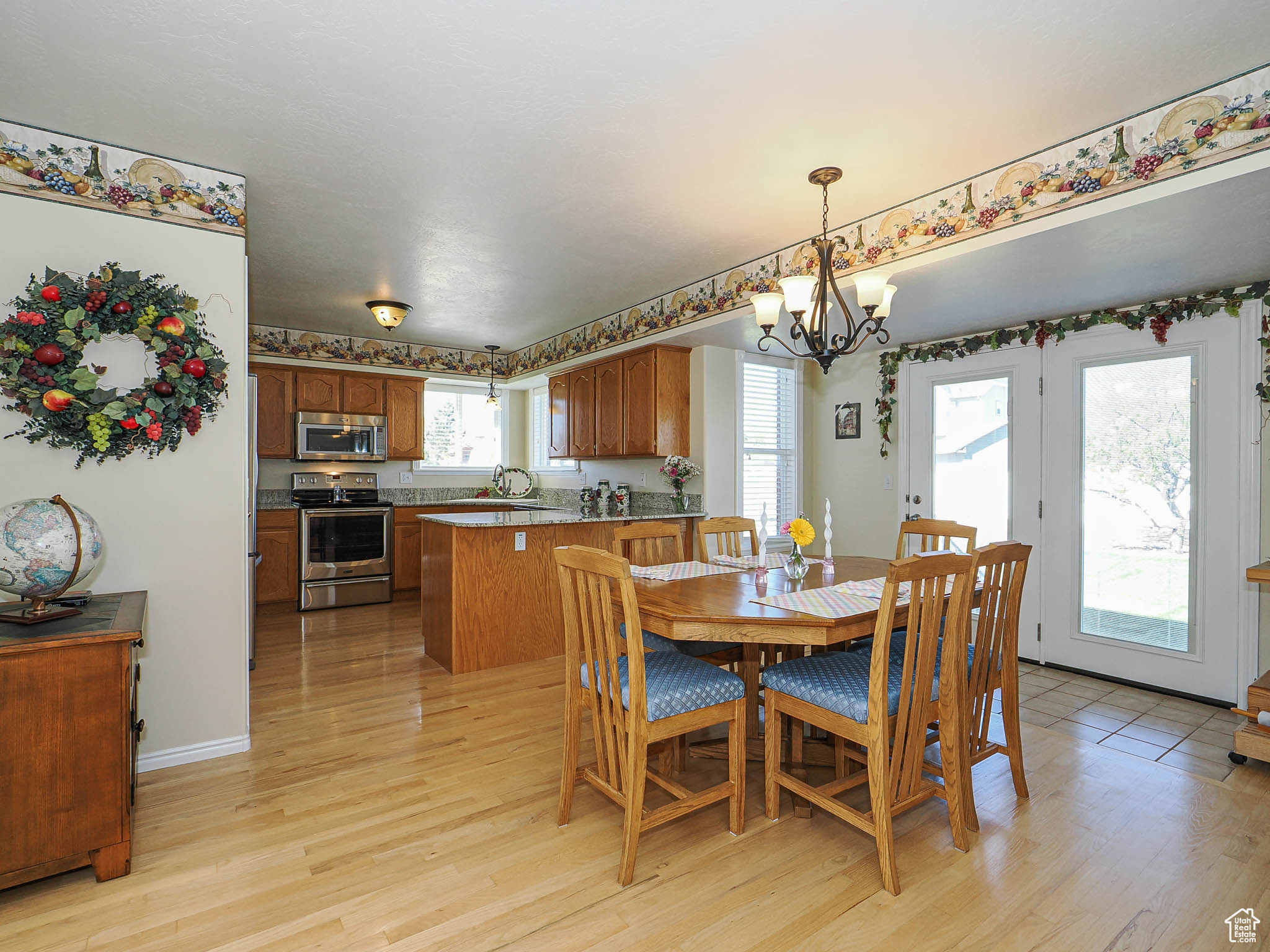 9928 S Eden View Ct, South Jordan, Utah image 17