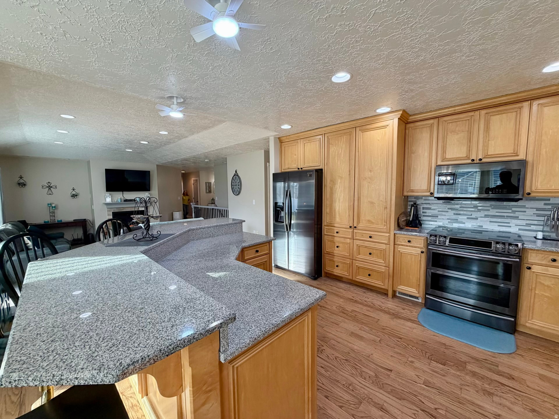 PARKWOOD ESTATES - Residential