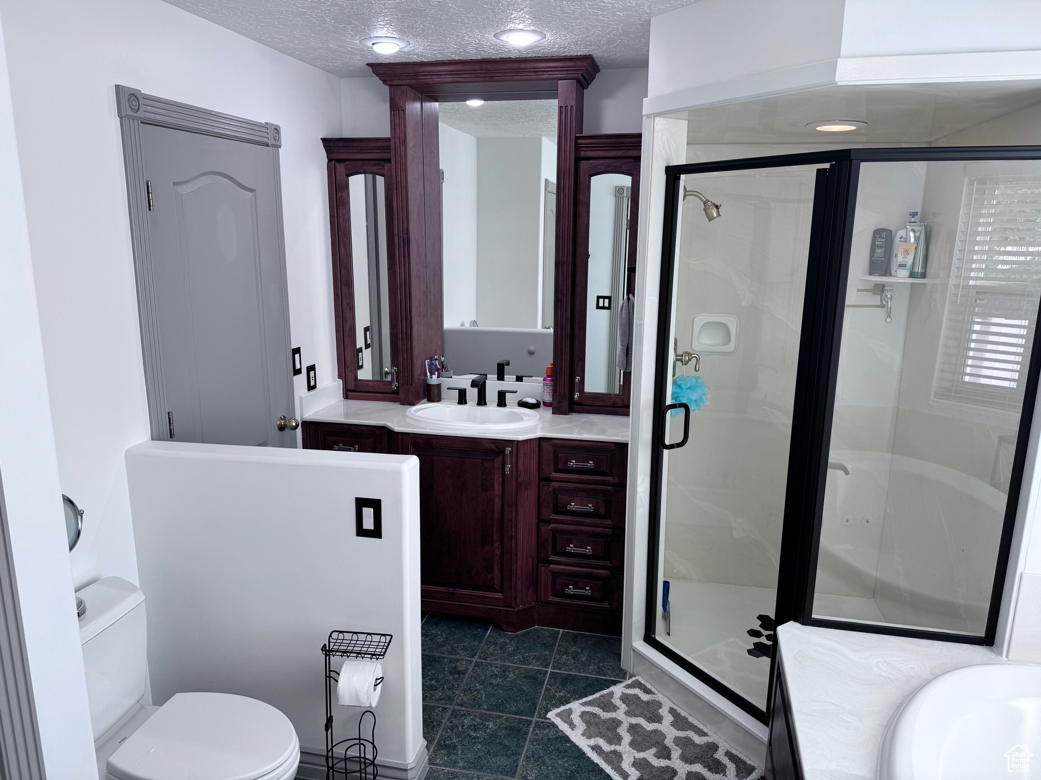 PARKWOOD ESTATES - Residential