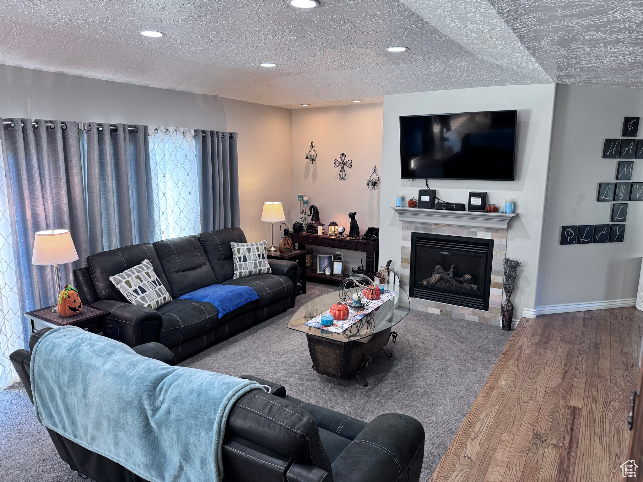 PARKWOOD ESTATES - Residential