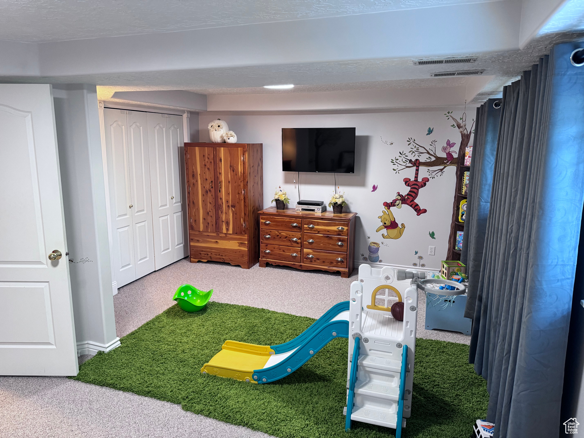 PARKWOOD ESTATES - Residential
