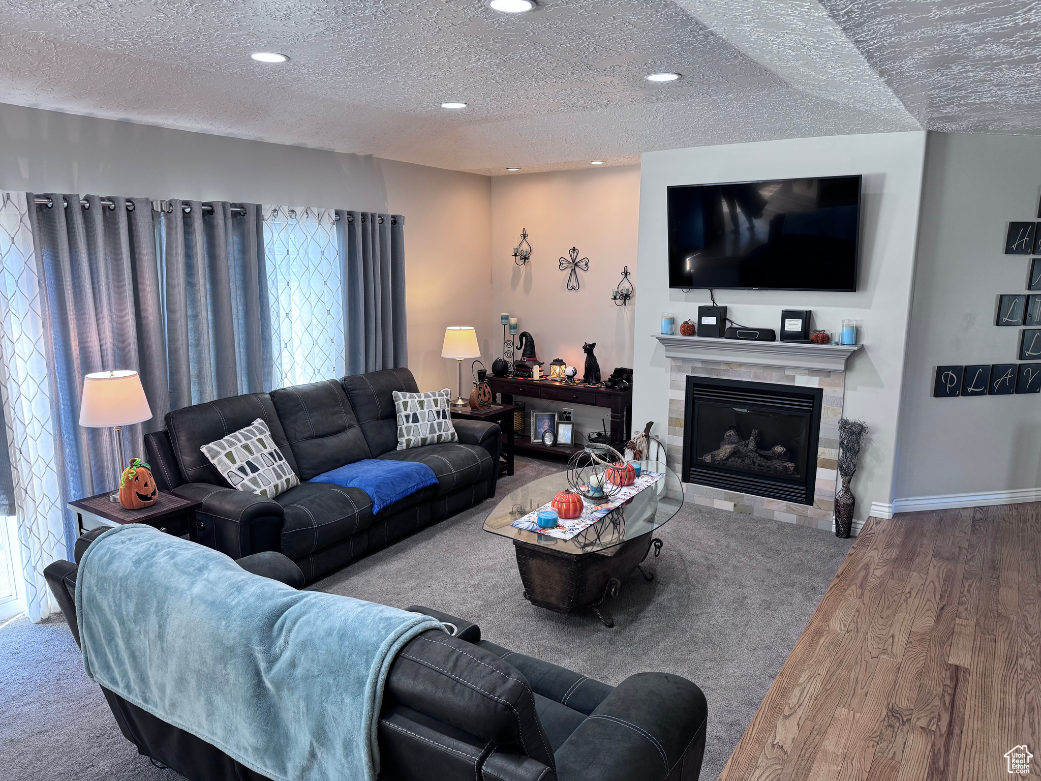 PARKWOOD ESTATES - Residential