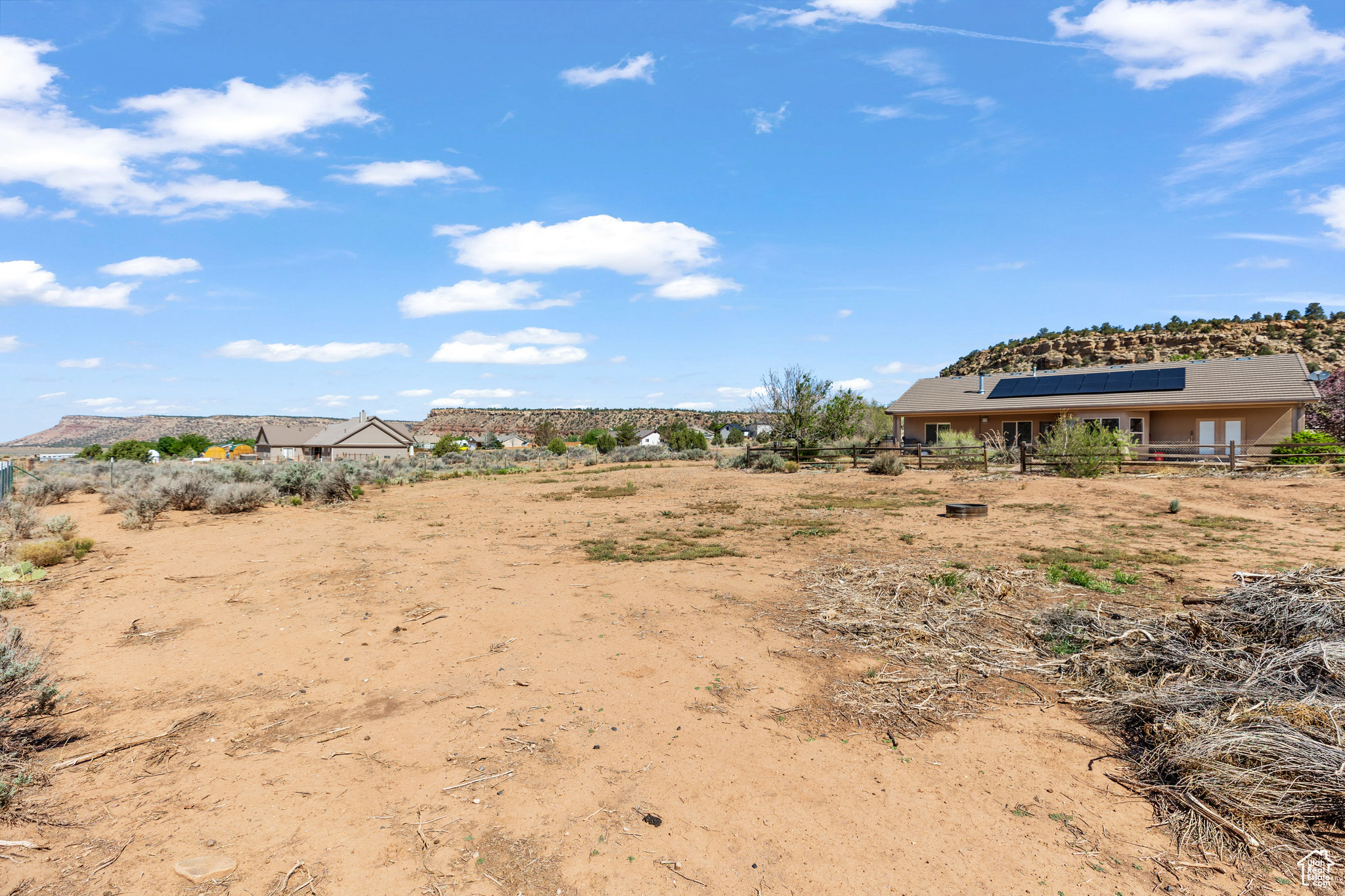 881 W Smithsonian Way, Apple Valley, Utah image 33