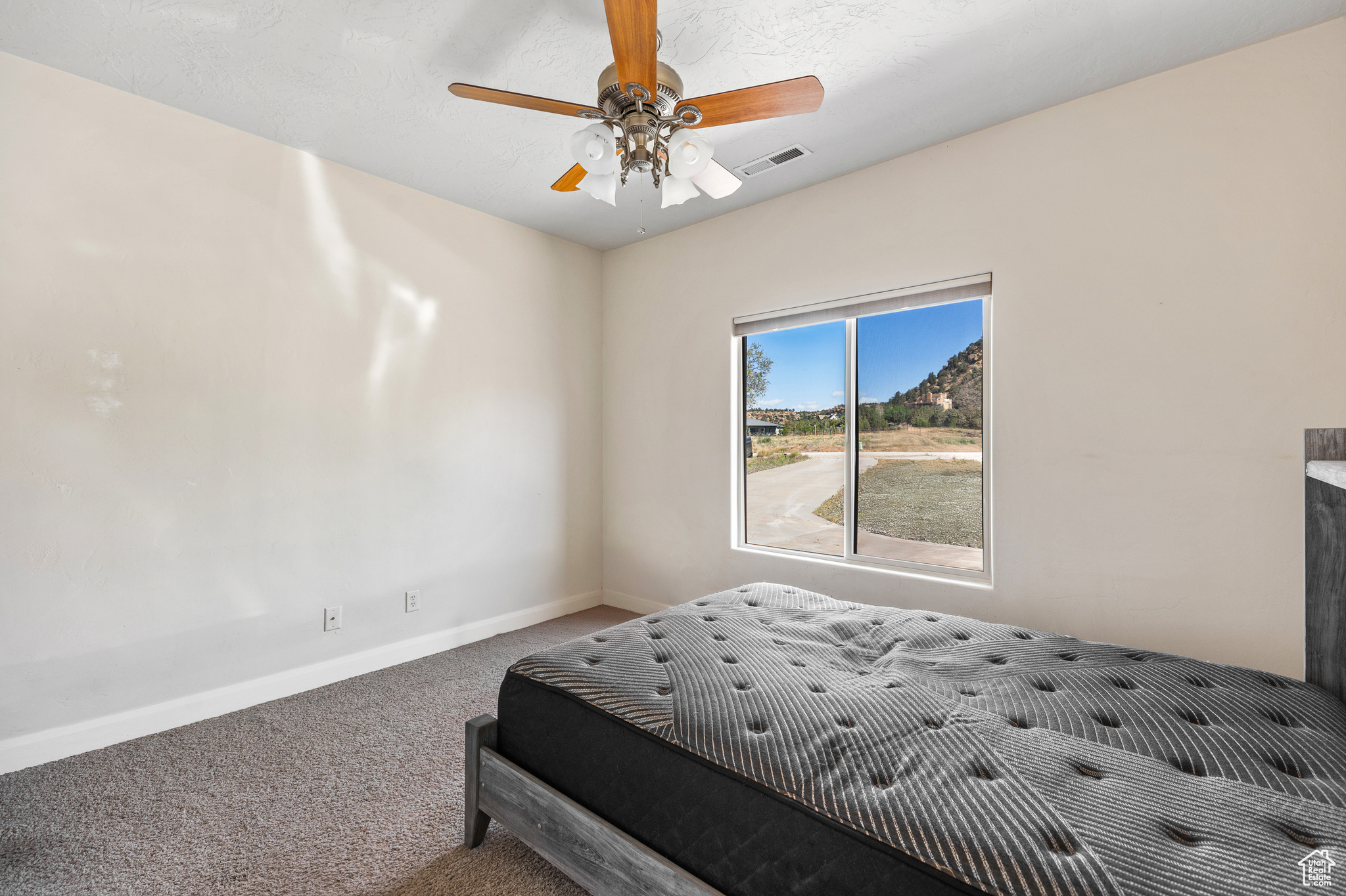 881 W Smithsonian Way, Apple Valley, Utah image 26