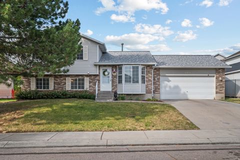 Tiny photo for 6834 S CYCLAMEN DR W, West Jordan, UT 84081 (MLS # 2169900)