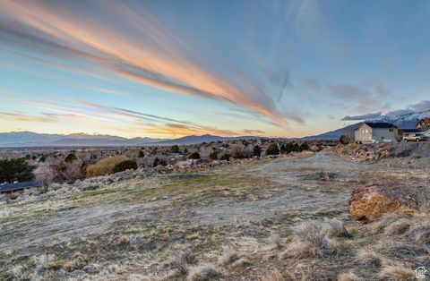 Tiny photo for 3851 W MOUNTAINTOP CIR #5, Cedar Hills, UT 84062 (MLS # 2112886)