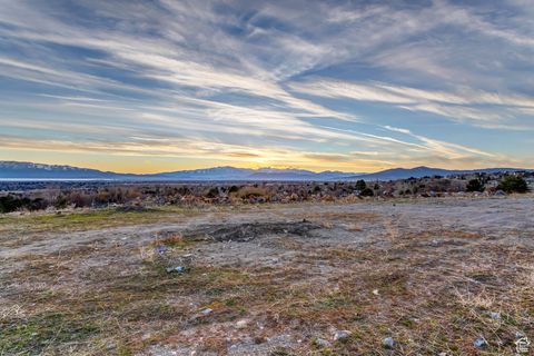 Tiny photo for 3851 W MOUNTAINTOP CIR #5, Cedar Hills, UT 84062 (MLS # 2112886)