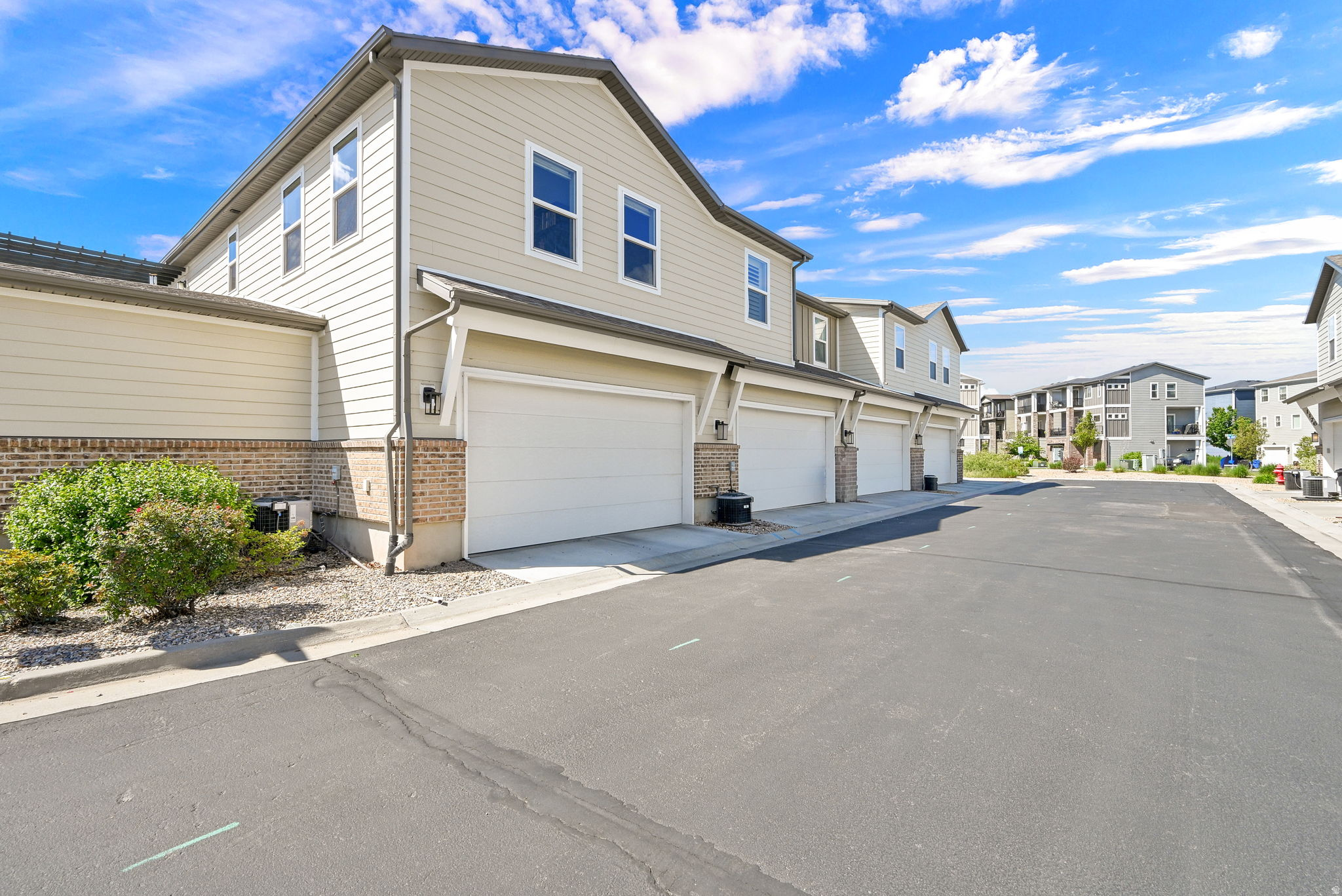 AVENUES AT THE STATION - Residential