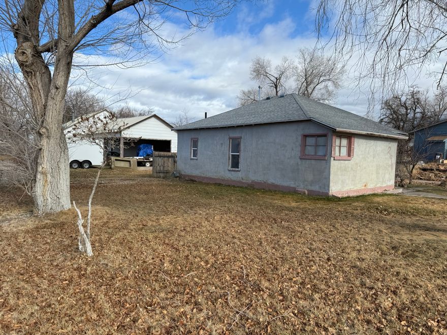 Opportunity to make this home your own in a small country town. Corner lot with a basement offering abundant storage space. A great chance to bring your vision and create something special. No blind offers. Please submit prequal or proof of funds. Any offer received after 3pm on Friday may not be reviewed until the following business day. Send offers to admin@burnsideteam.com