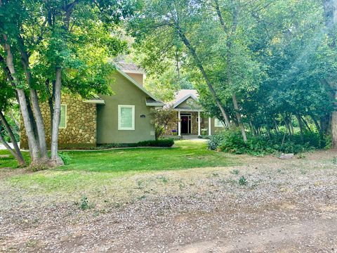 Homes For Sale - 7737 W Sawtooth Cv<br/> Vernal, UT 84078