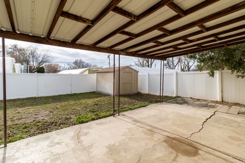 Tiny photo for 736 E 4200 S, Salt Lake City, UT 84107 (MLS # 2129051)