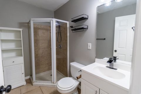 Tiny photo for 736 E 4200 S, Salt Lake City, UT 84107 (MLS # 2129051)