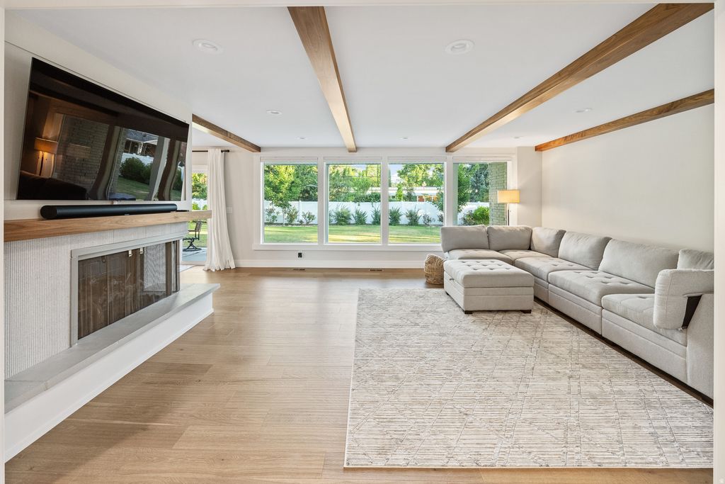 Photo of 1774 E COUNTRY CLUB DR Dr N, Logan, UT 84321 (MLS # 2170101)