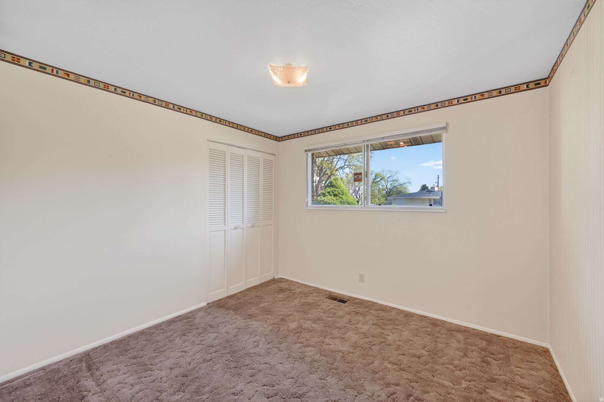 NOB HILL - Residential
